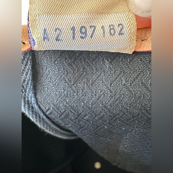 Dooney and Bourke Tote Bag With Leather Trim Medium Size - Picture 9 of 11